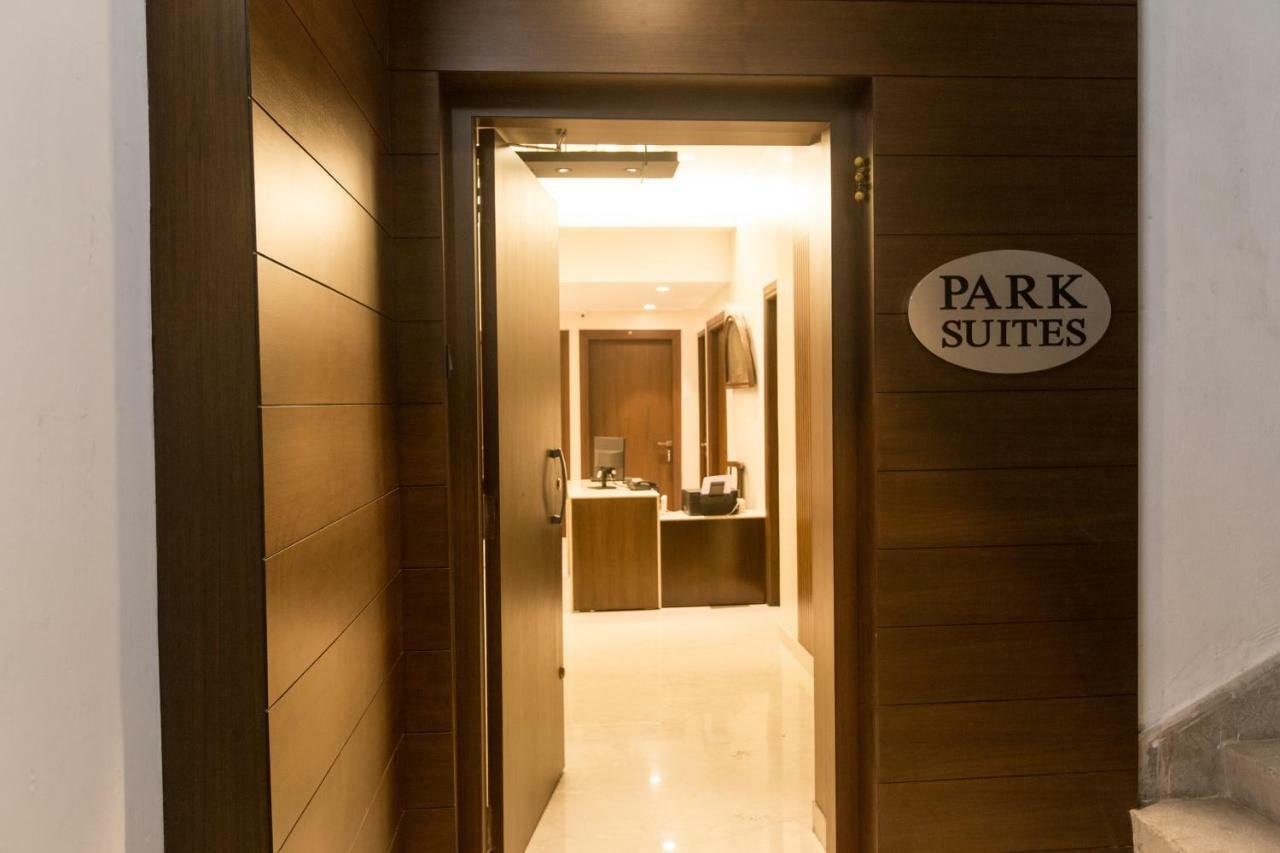 Park Suites Calcutta Exterior foto